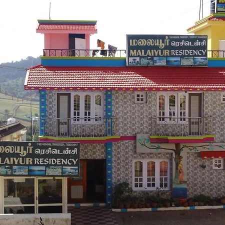 Akr Resitancy Hotell Ooty Exteriör bild